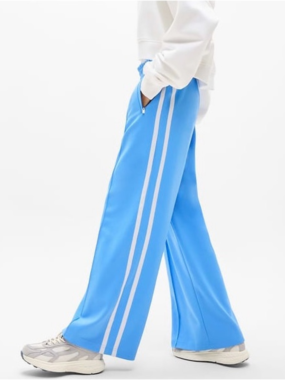 Wide-Leg Athletic Track Pants in Sky Blue with Side Stripes - Picture 3 of 7